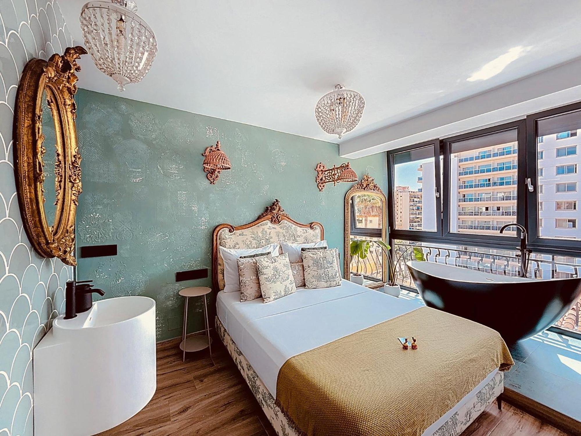 トレモリノスAlhambra Deco Homtelsアパートメント エクステリア 写真