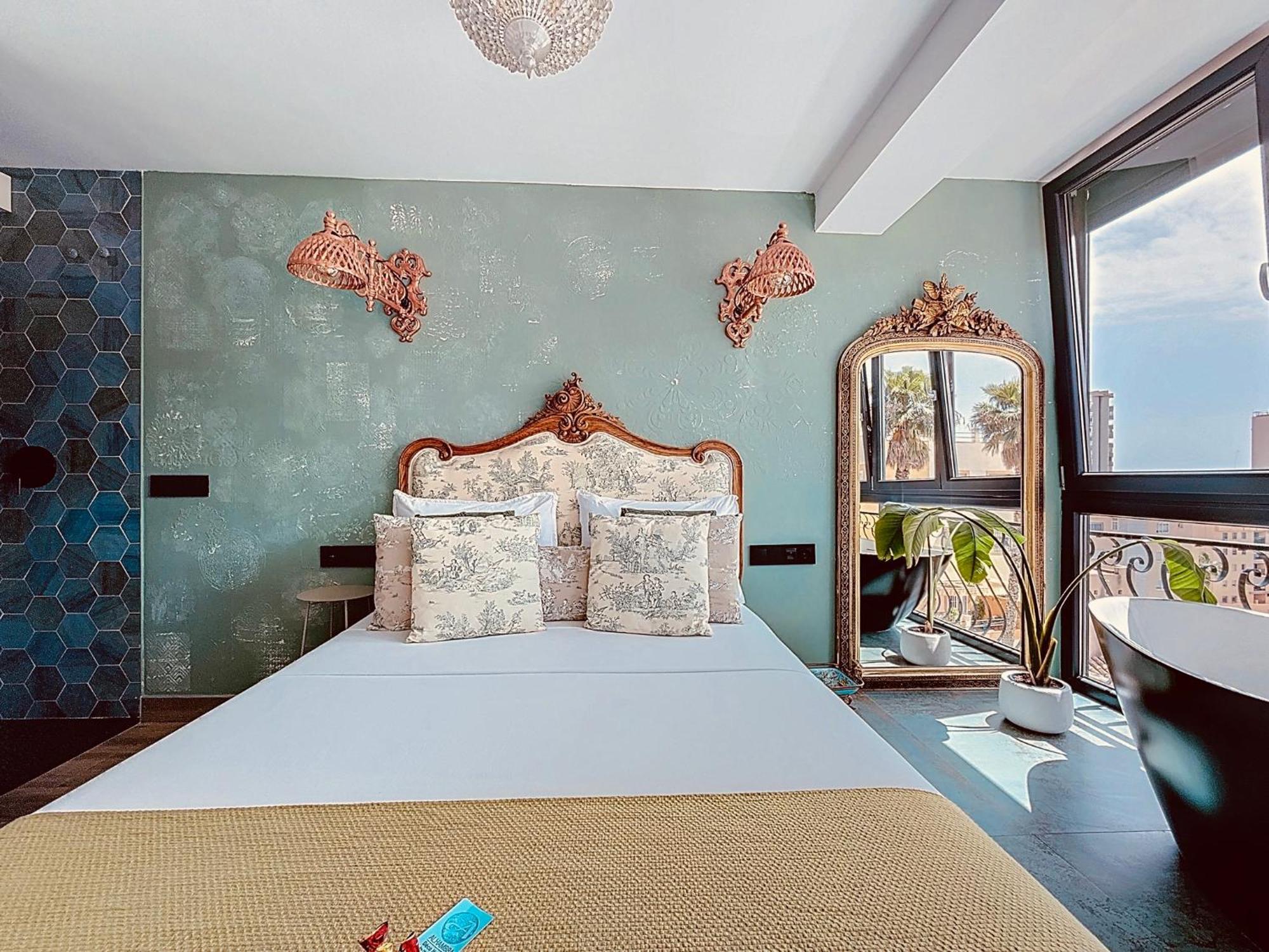 トレモリノスAlhambra Deco Homtelsアパートメント エクステリア 写真