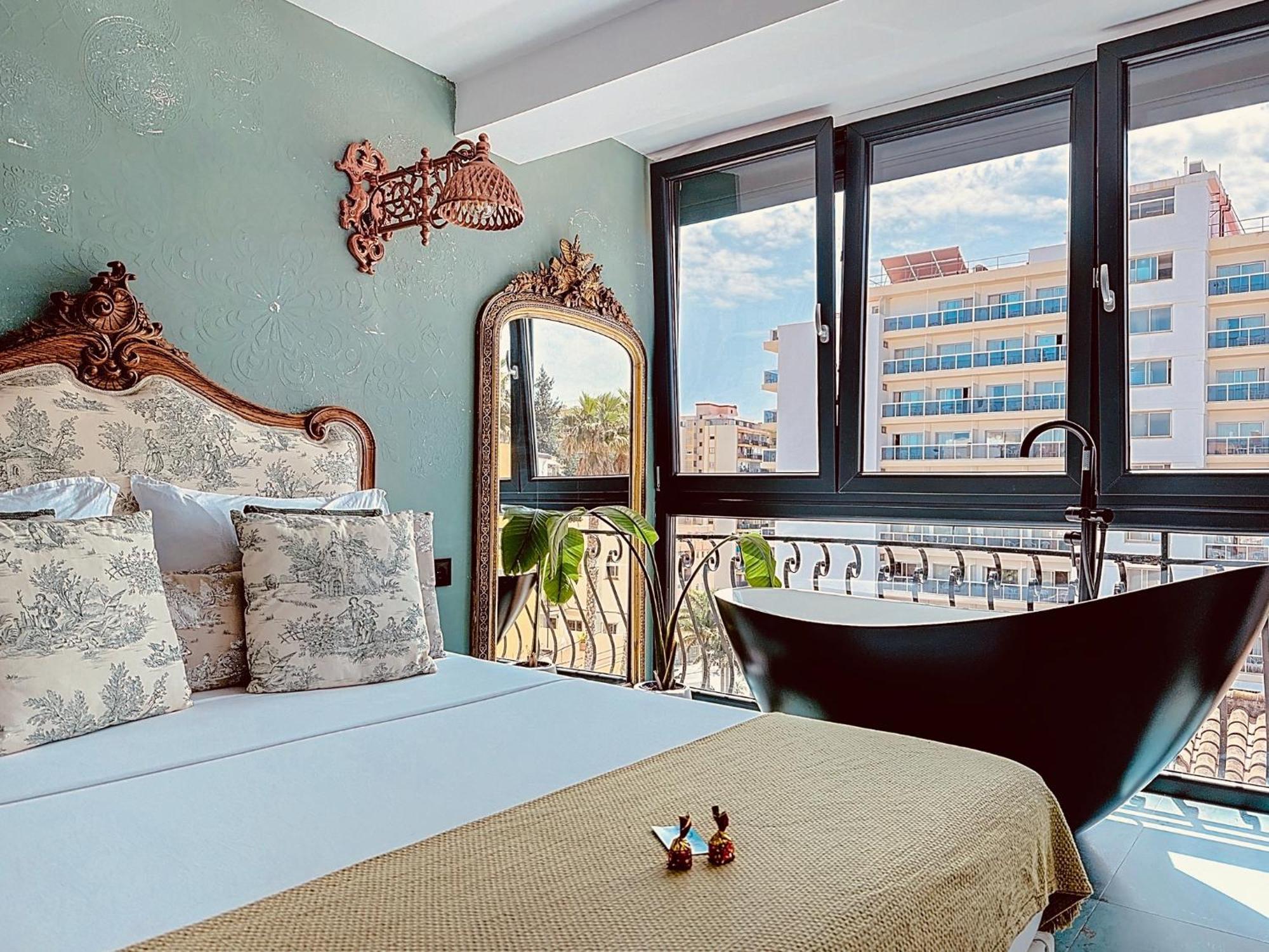 トレモリノスAlhambra Deco Homtelsアパートメント エクステリア 写真